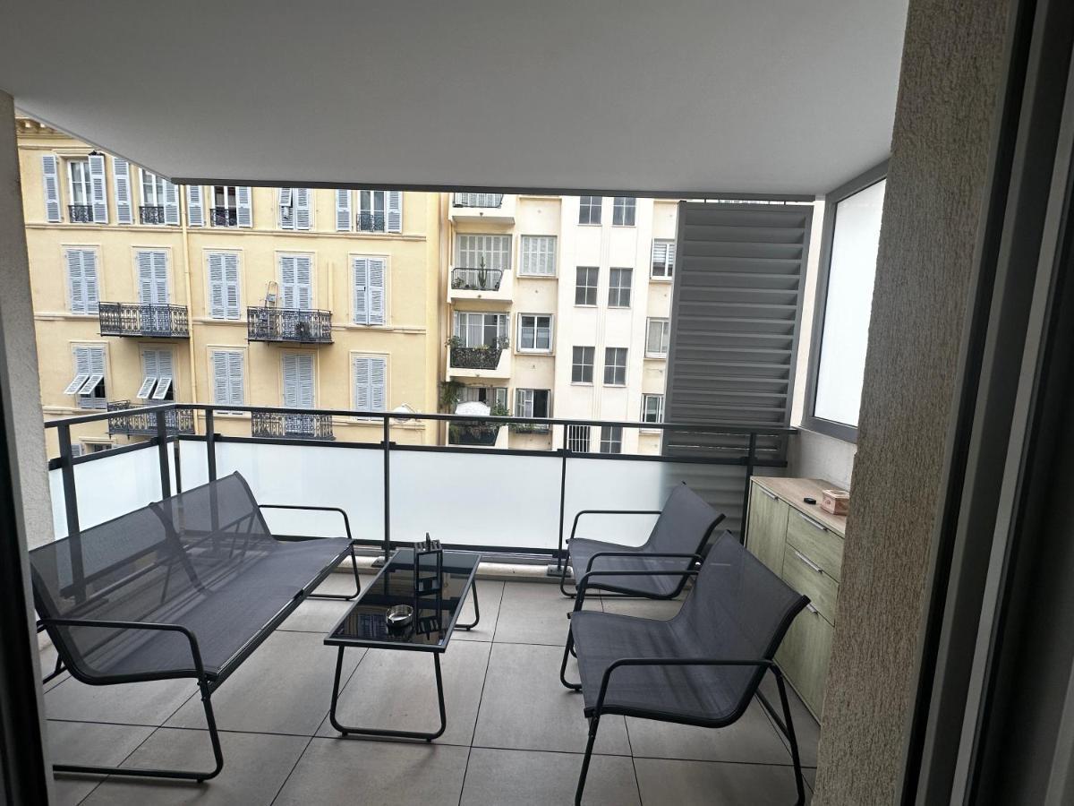 Terrasse Oasis: Nice Old Town Retreat with Parking Exterior photo